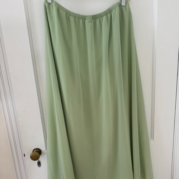 New! Luscious green tea-length skirt with chiffon overlay from A New Day, size M - Picture 2 of 9